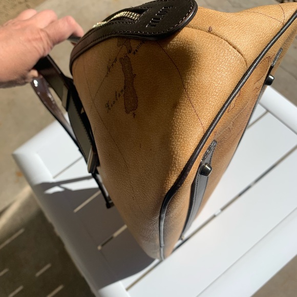 Alviero Martini 1 classe map bag - Picture 13 of 16